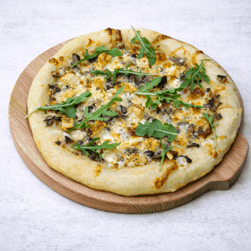 Фото Жюльен с цыпленком