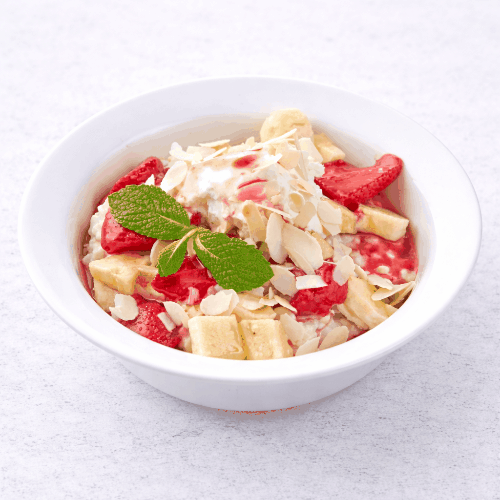 Фото Каша с клубникой и бананом